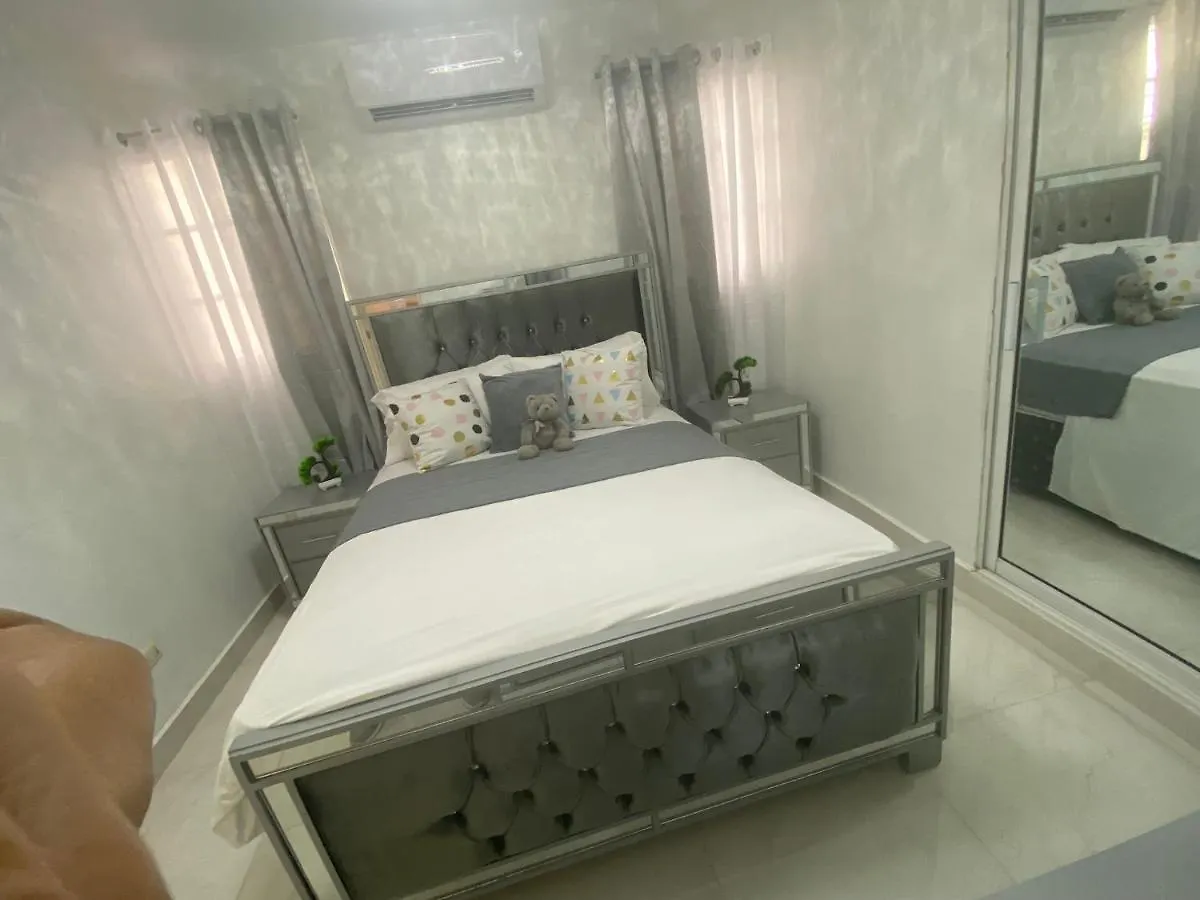 Apartment Santiago Monumental Area Apartment: Cozy 3BR with Wi-Fi near Caribe Tours & Colinas Mall Santiago De Los Caballeros