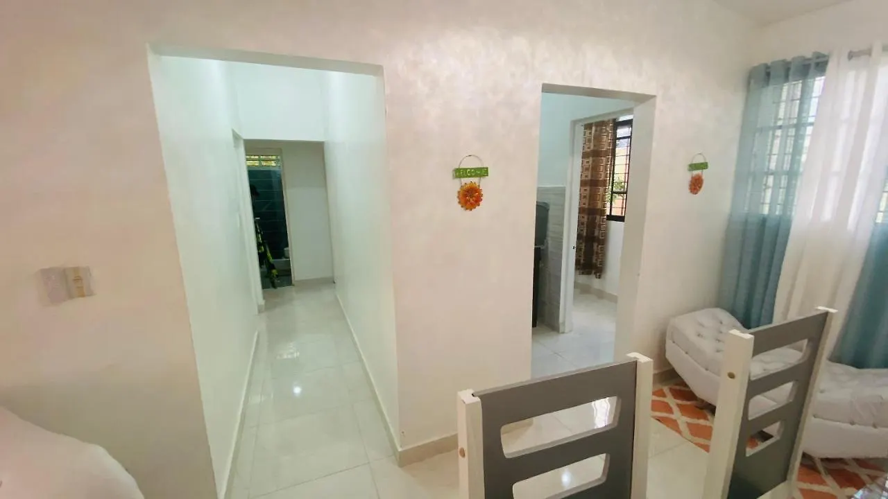 Apartment Santiago Monumental Area Apartment: Cozy 3BR with Wi-Fi near Caribe Tours & Colinas Mall Santiago De Los Caballeros