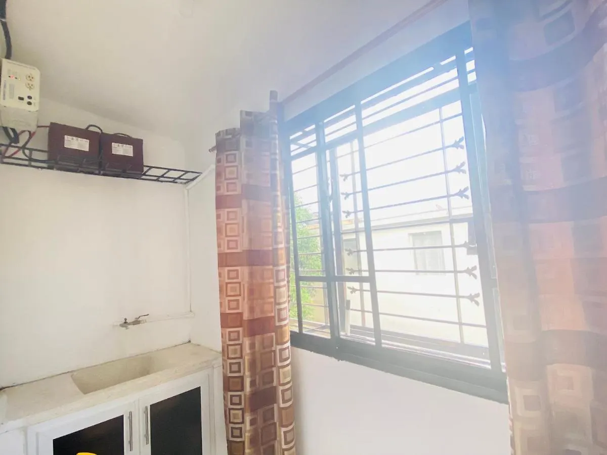 Apartment Santiago Monumental Area Apartment: Cozy 3BR with Wi-Fi near Caribe Tours & Colinas Mall Santiago De Los Caballeros